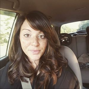 Meet your Posher, Amanda